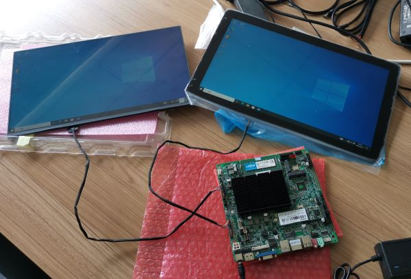 新时力ITX J6412无风扇工控主板同时支持2个EDP显示屏